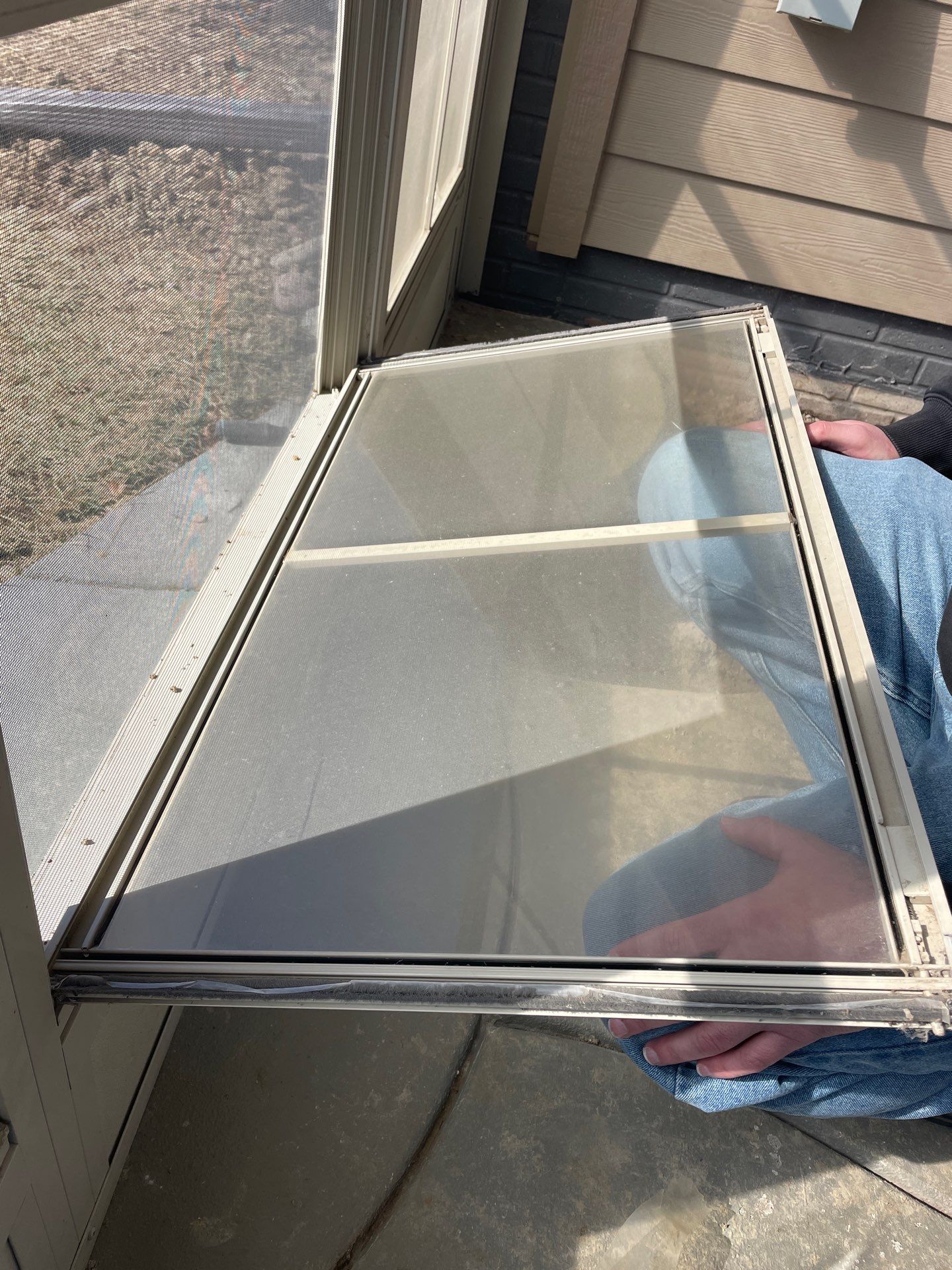 Early warning signs of sticking doors and windows on a Midwest home