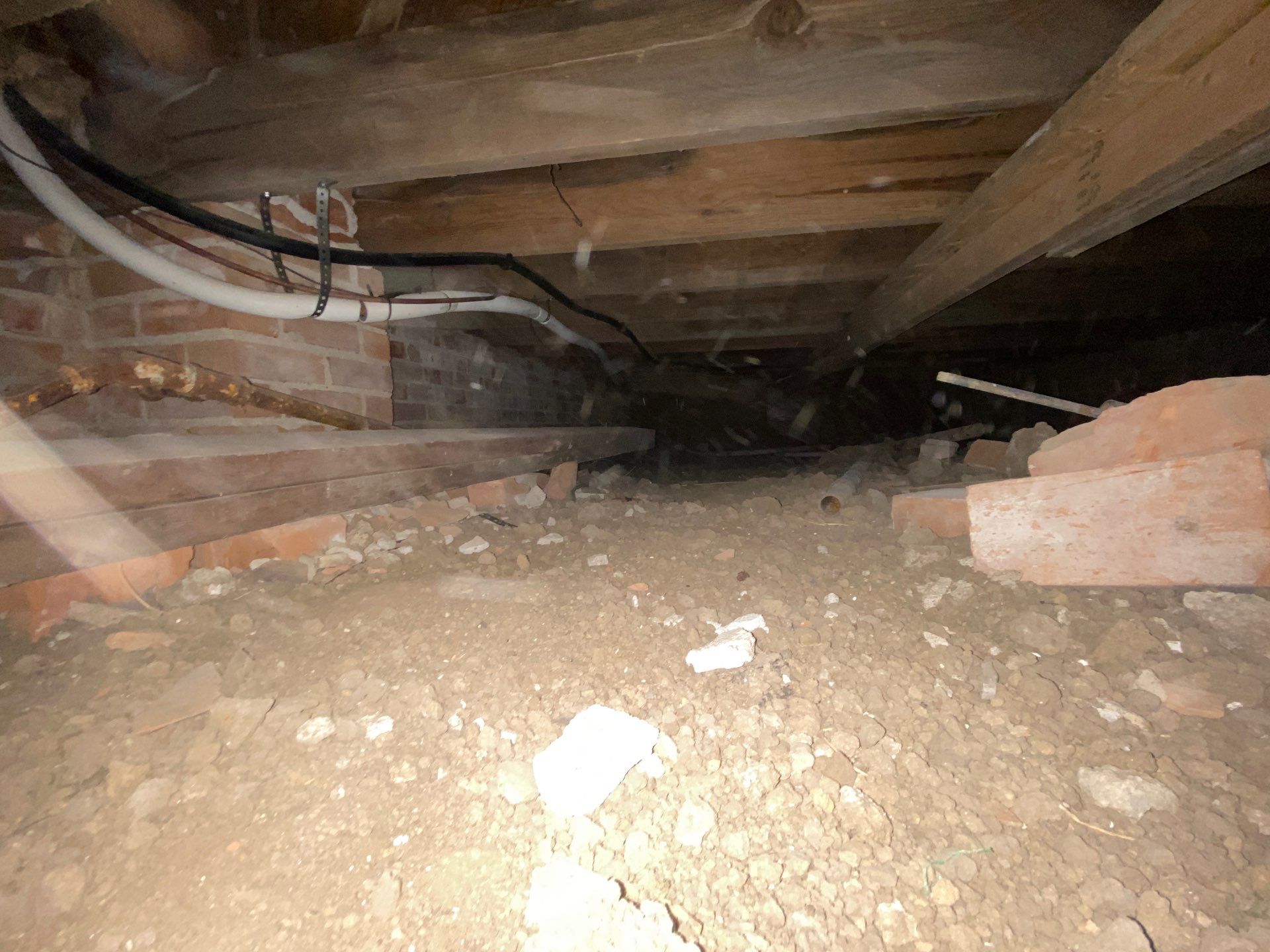 Underlying cause of rotted floor joists in Midwest homes